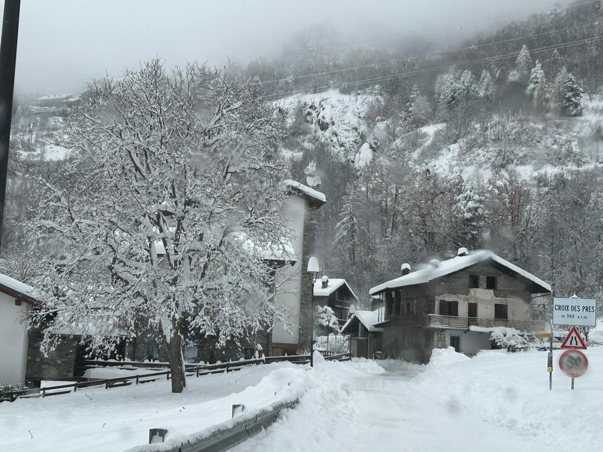 Appartamento Maison Blanche La Salle Buitenkant foto